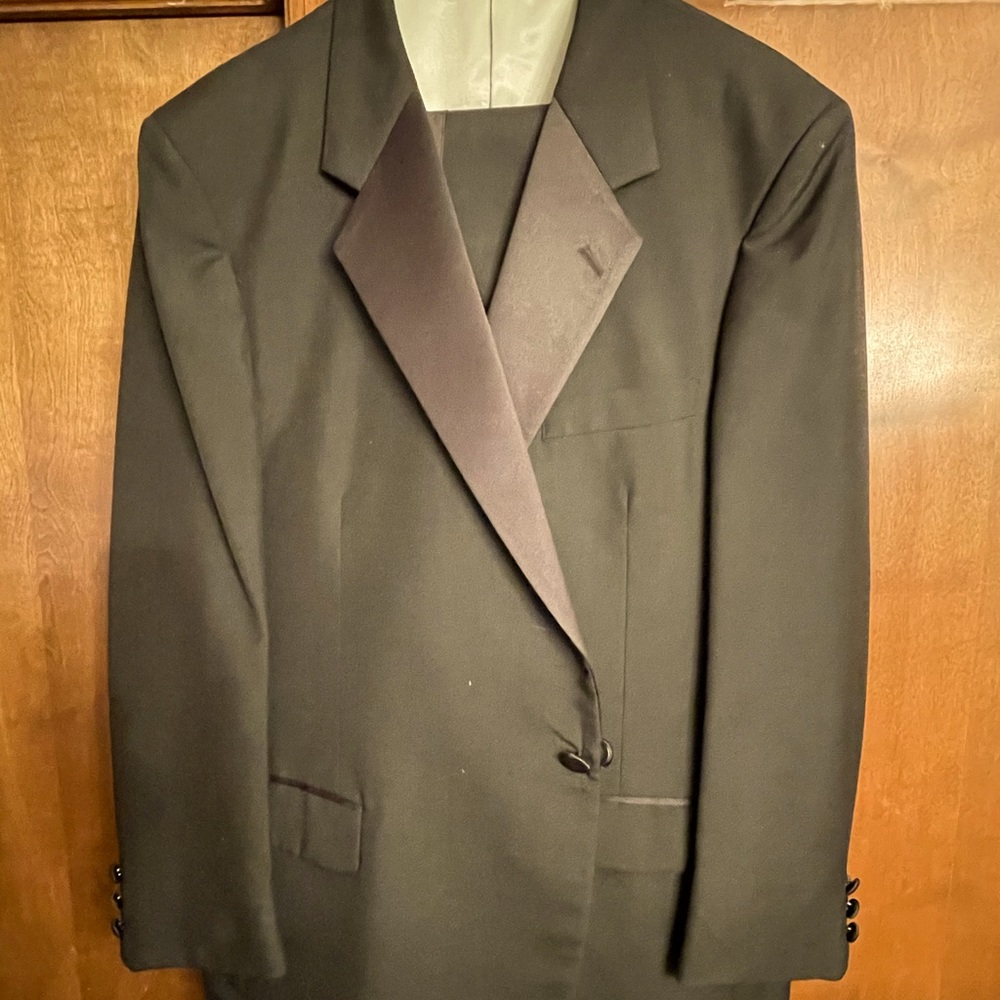 Dellacort Suit Jacket